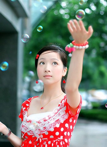 �����µ���ʹŮ��