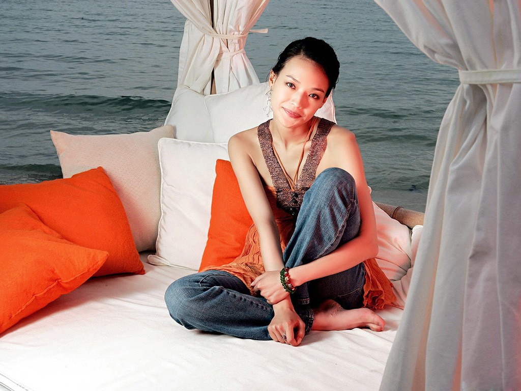 图片来源:http://img4.pcpop.com/WallImages/0x0/0/203/000203708.jpg